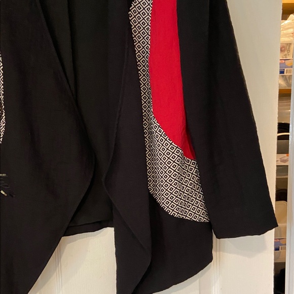 Chico's Elegant Black Blazer Size 1 - Picture 6 of 9